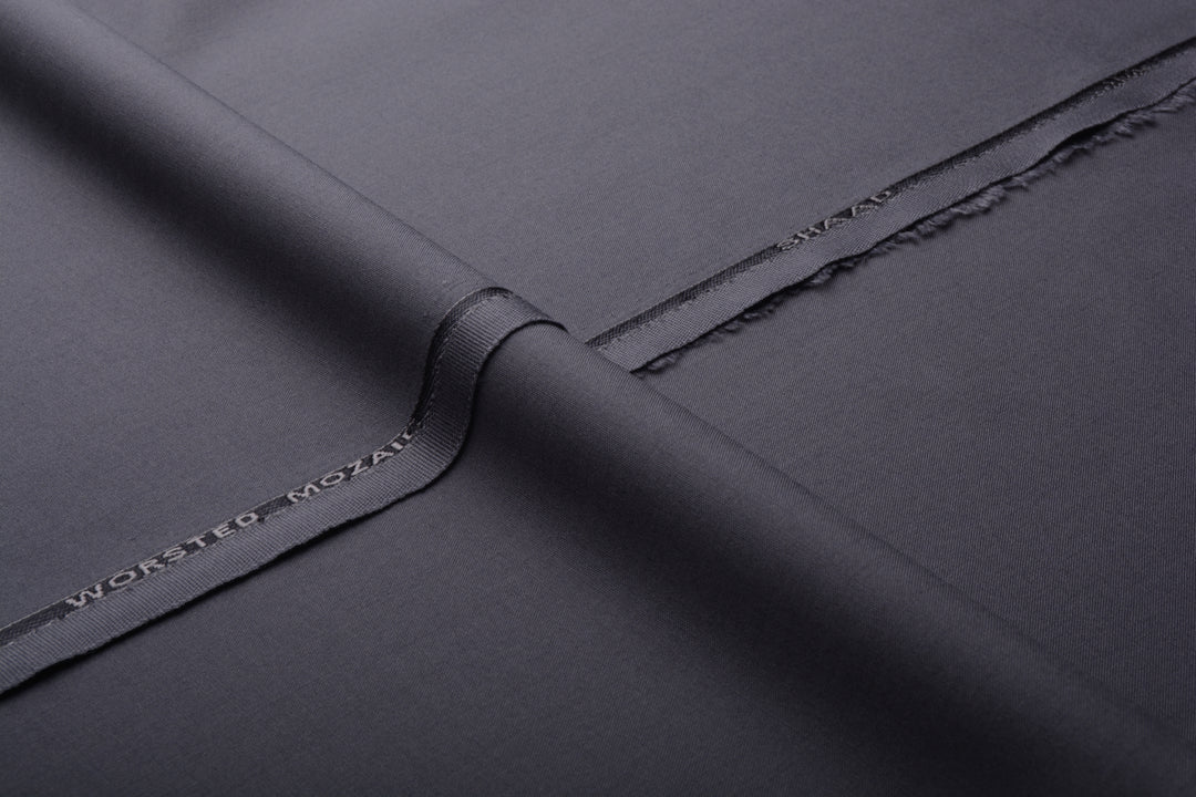 DARK CHARCOAL