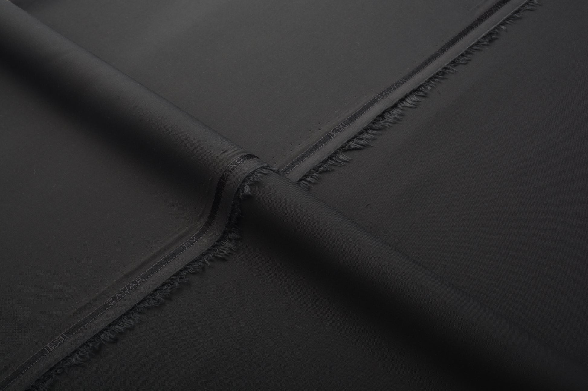 GRAPHITE GREY