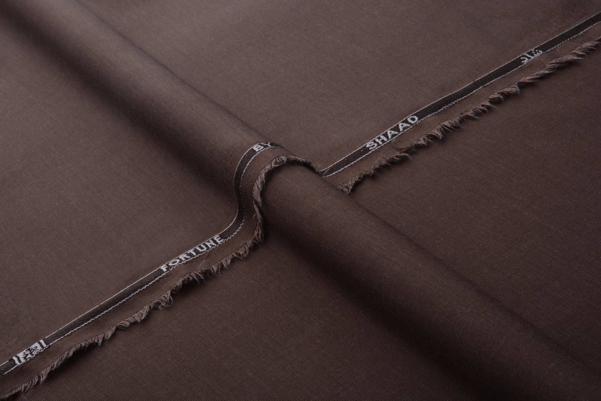 WALNUT BROWN