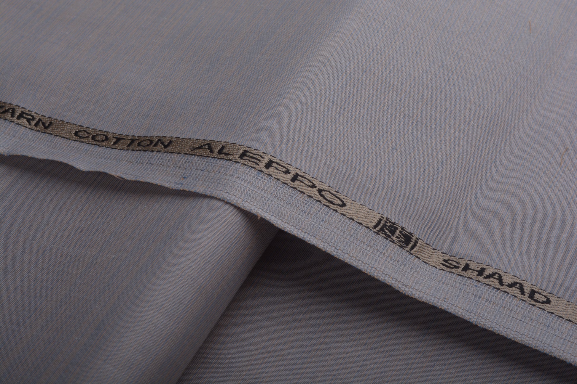 BLUISH GREY 