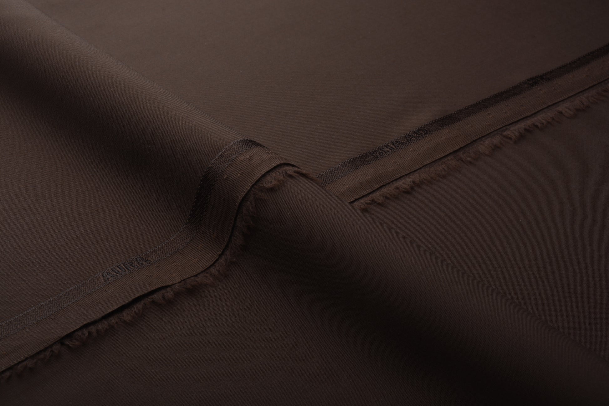 CHOCOLATE BROWN