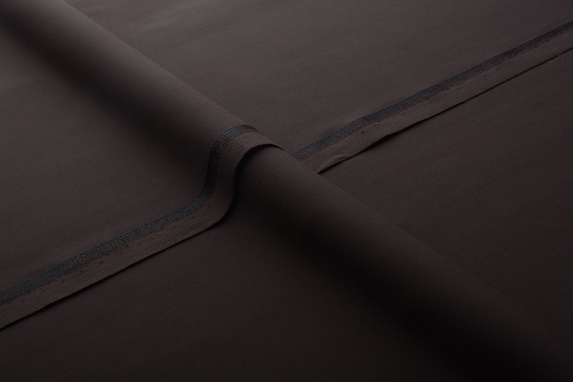 CHOCOLATE BROWN