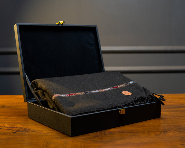 Wool Blended Shawl | Black