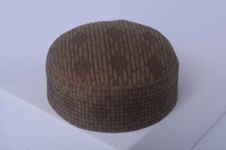 DARK BROWN 
