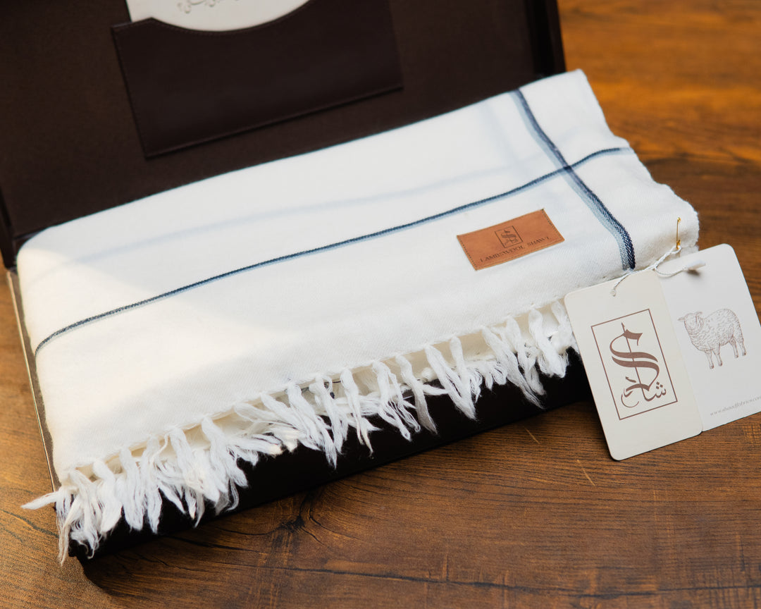 Luxe 100% Lambswool Shawl | White