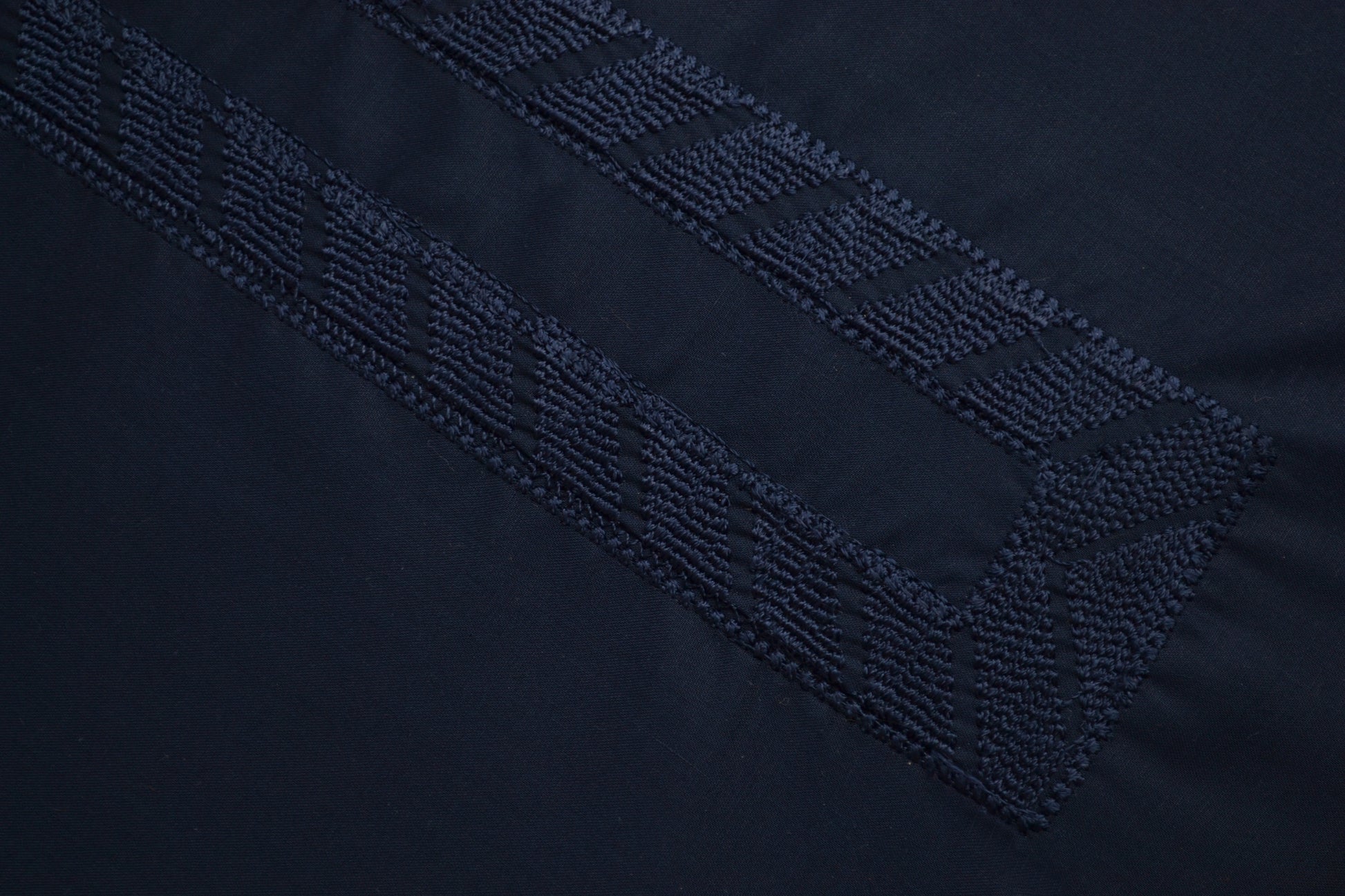 100% Egyptian Embroidery Suit for Men Online (ED#7) | Shaad Fabrics