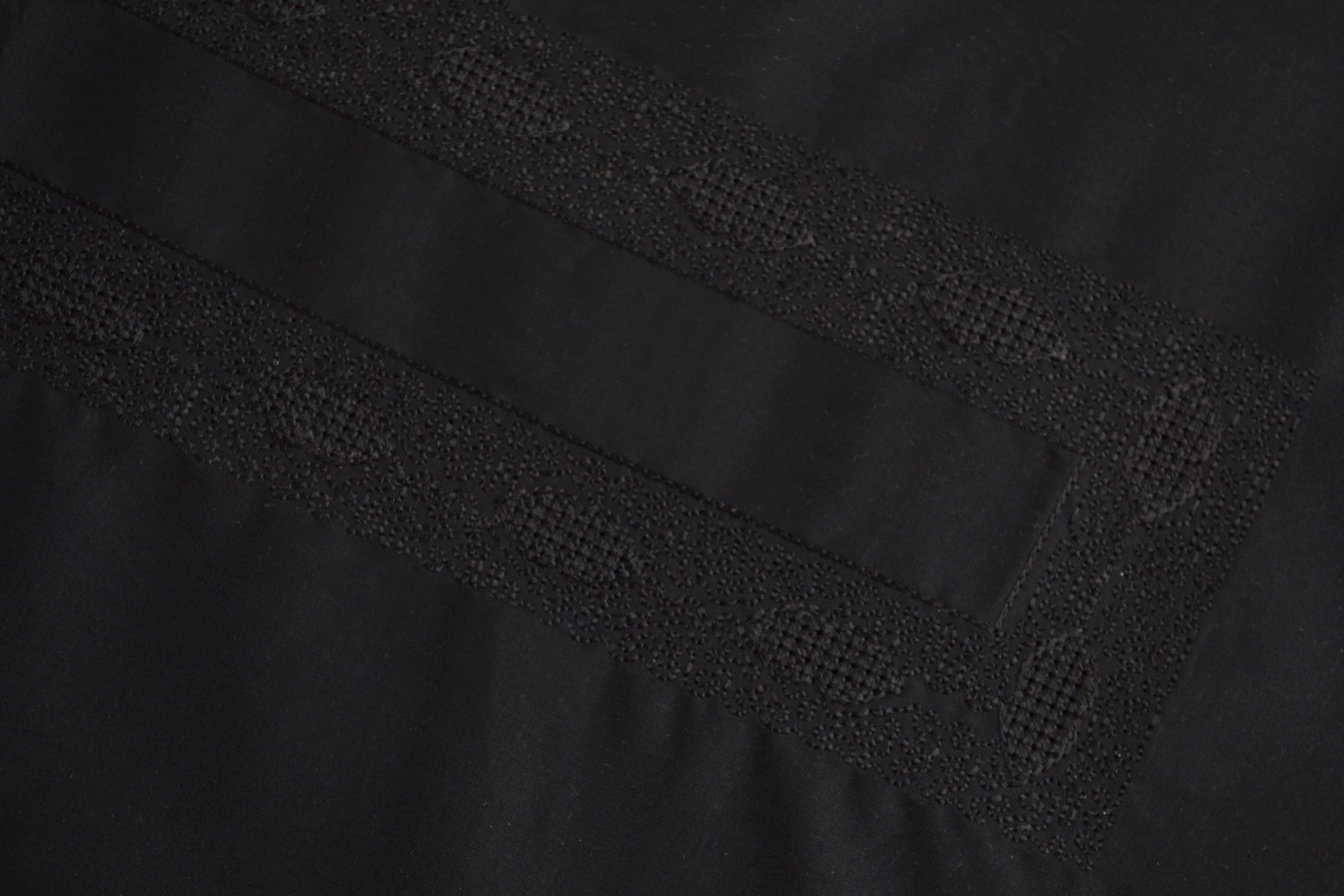 Buy Egyptian Embroidery Suit for Men online (ED#8) | Shaad Fabrics